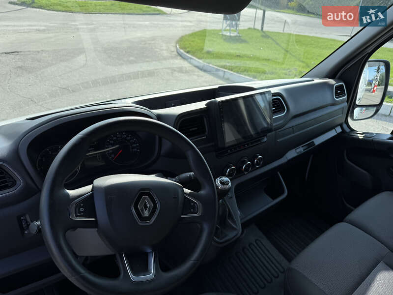 Грузовой фургон Renault Master 2021 в Дубно