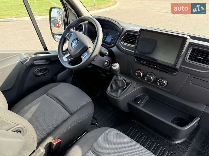 Грузовой фургон Renault Master 2021 в Дубно