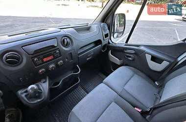 Грузовой фургон Renault Master 2017 в 