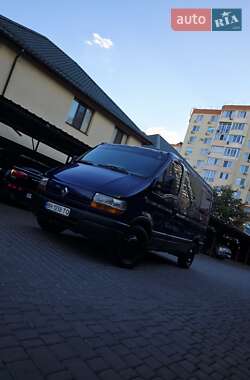 Грузовой фургон Renault Master 2002 в 