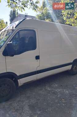 Грузовой фургон Renault Master 2007 в 