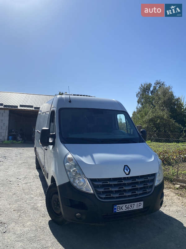 Renault Master 2012