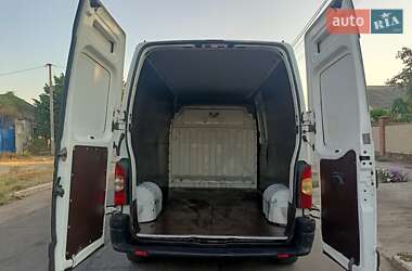 Грузовой фургон Renault Master 2004 в 