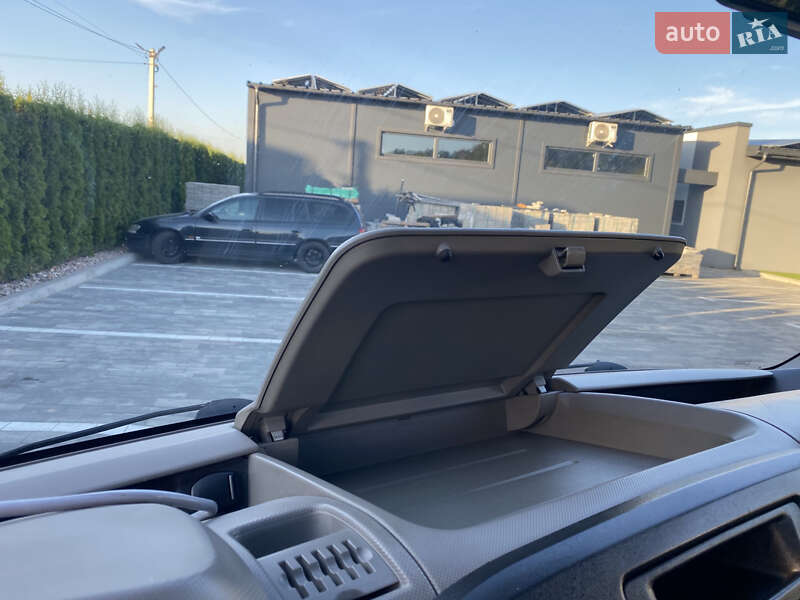 Автовоз Renault Master 2017 в Луцке