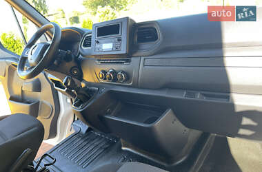Грузовой фургон Renault Master 2020 в 