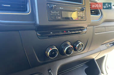 Грузовой фургон Renault Master 2020 в 