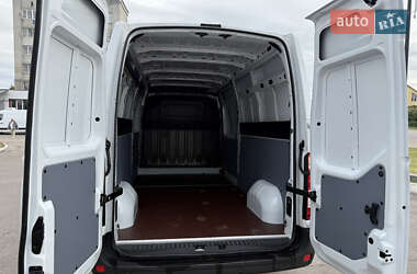 Грузовой фургон Renault Master 2020 в 