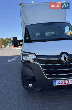 Грузовой фургон Renault Master 2021 в 