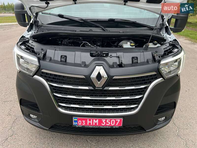 Тентованый Renault Master 2022 в Киеве