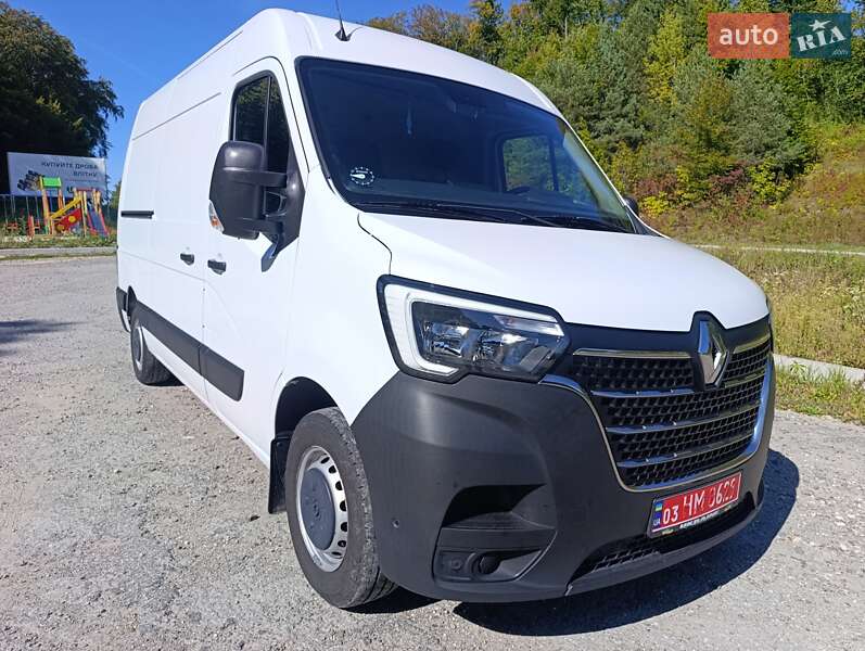 Грузовой фургон Renault Master 2021 в 