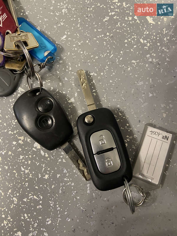 Вантажний фургон Renault Master 2020 в Хмельницькому