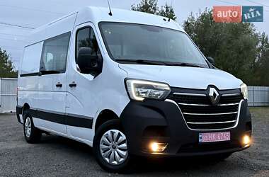Грузовой фургон Renault Master 2021 в 