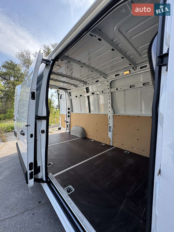 Грузовой фургон Renault Master 2024 в Кременчуге