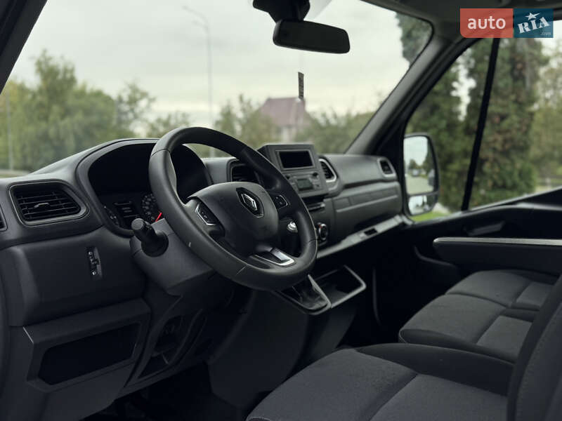 Грузовой фургон Renault Master 2021 в Дубно