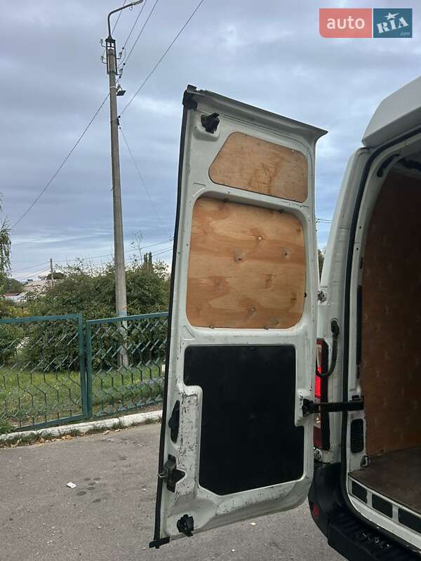 Грузовой фургон Renault Master 2011 в Киеве