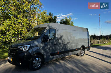 Грузовой фургон Renault Master 2022 в 