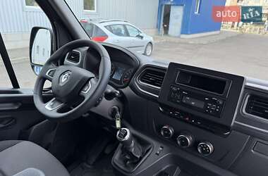 Грузовой фургон Renault Master 2023 в 