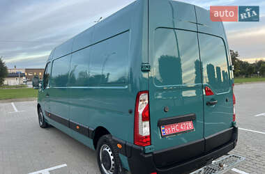 Грузовой фургон Renault Master 2022 в 