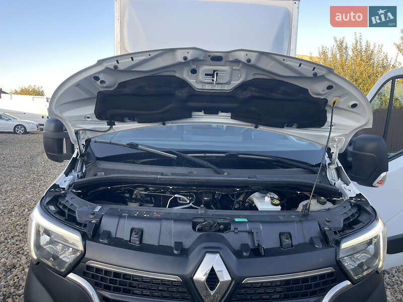Грузовой фургон Renault Master 2020 в Львове