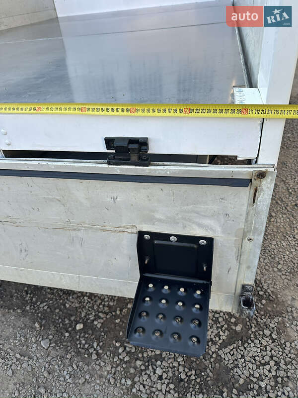 Грузопассажирский фургон Renault Master 2016 в Львове