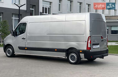 Грузовой фургон Renault Master 2018 в 