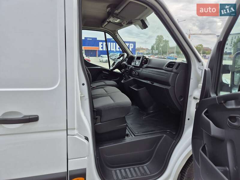 Грузовой фургон Renault Master 2020 в Тернополе