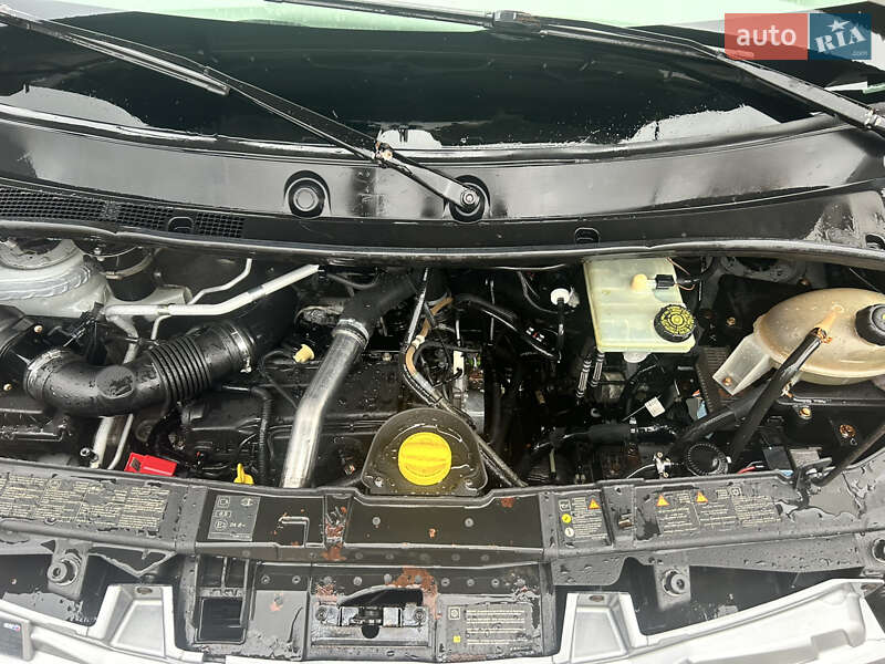 Тентованый Renault Master 2015 в Киеве