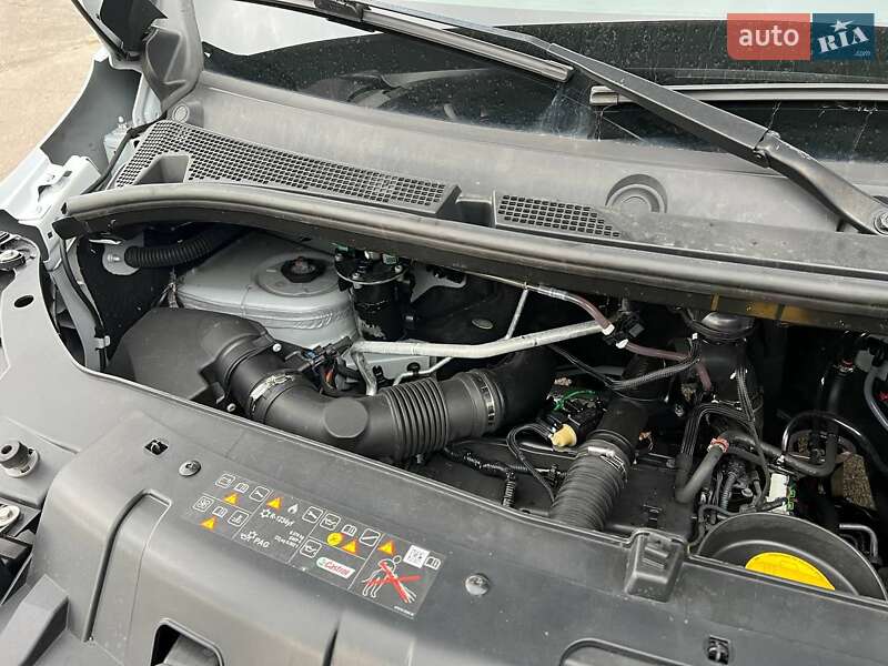 Тентованый Renault Master 2022 в Киеве