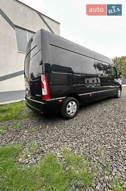 Грузовой фургон Renault Master 2023 в 