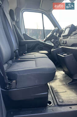 Грузовой фургон Renault Master 2020 в 