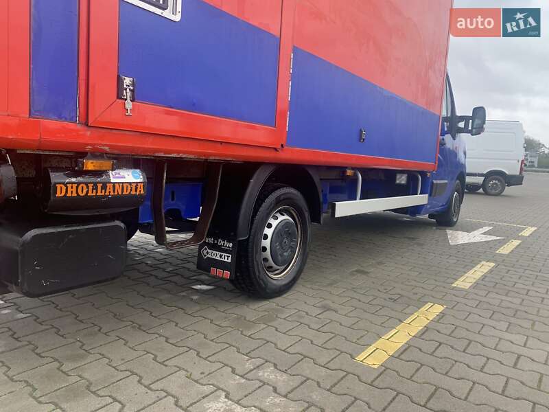 Вантажний фургон Renault Master 2021 в Нововолинську