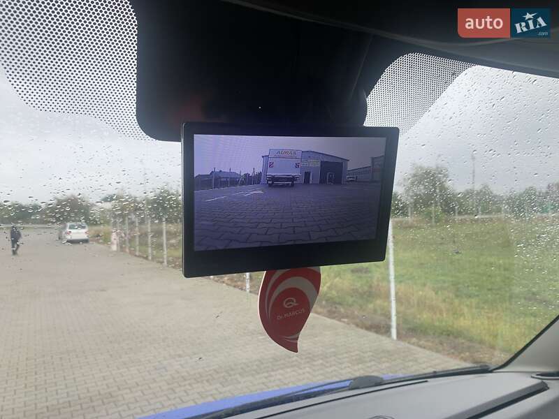 Вантажний фургон Renault Master 2021 в Нововолинську