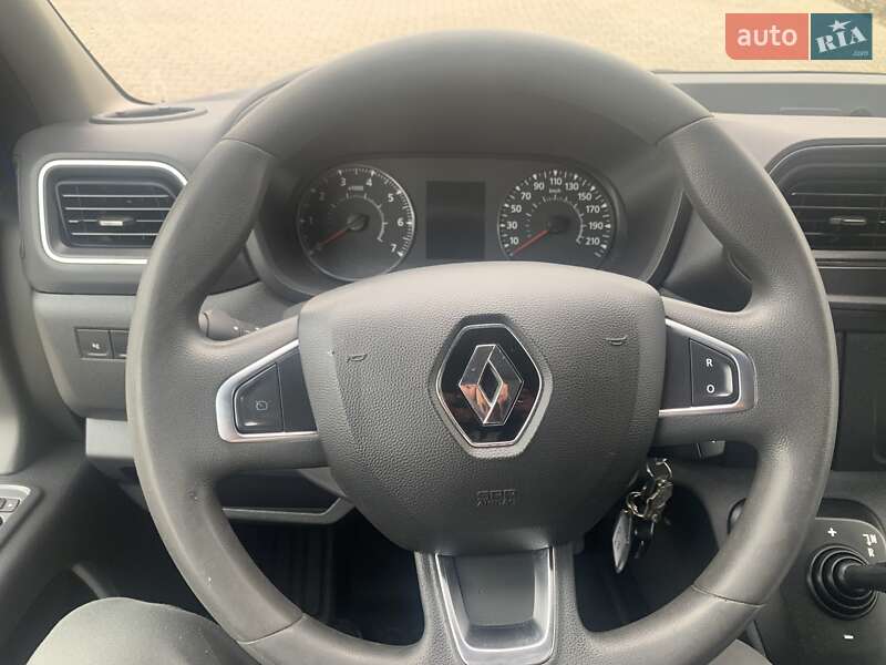 Вантажний фургон Renault Master 2021 в Нововолинську