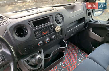 Грузовой фургон Renault Master 2016 в 