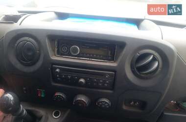 Грузовой фургон Renault Master 2012 в 