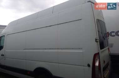Грузовой фургон Renault Master 2012 в 