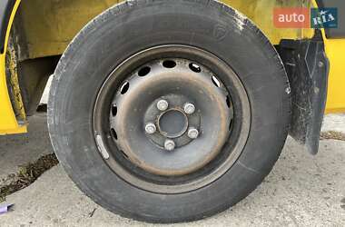 Грузовой фургон Renault Master 2014 в 
