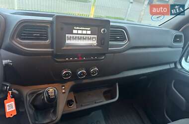 Грузовой фургон Renault Master 2020 в 