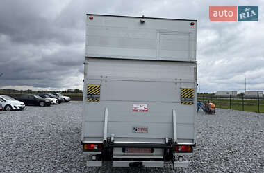 Грузовой фургон Renault Master 2017 в 