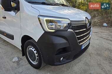 Грузовой фургон Renault Master 2021 в 