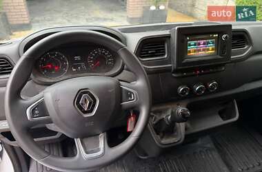 Грузовой фургон Renault Master 2021 в 