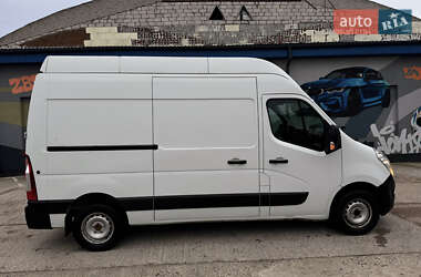 Грузовой фургон Renault Master 2017 в 