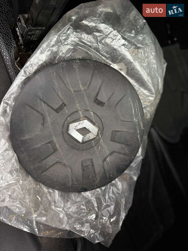 Грузовой фургон Renault Master 2017 в Житомире фото 29 Грузовой фургон Renault Master 2017 в Житомире