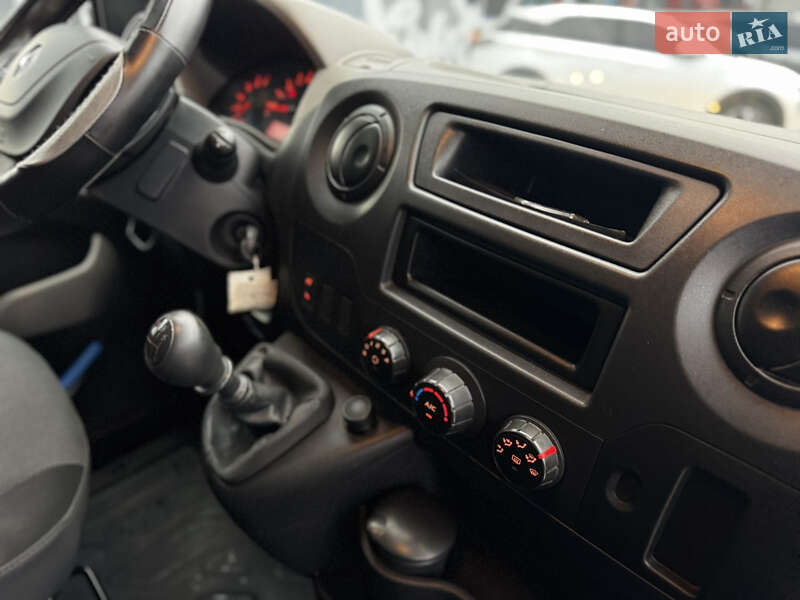 Грузовой фургон Renault Master 2017 в Житомире фото 31 Грузовой фургон Renault Master 2017 в Житомире