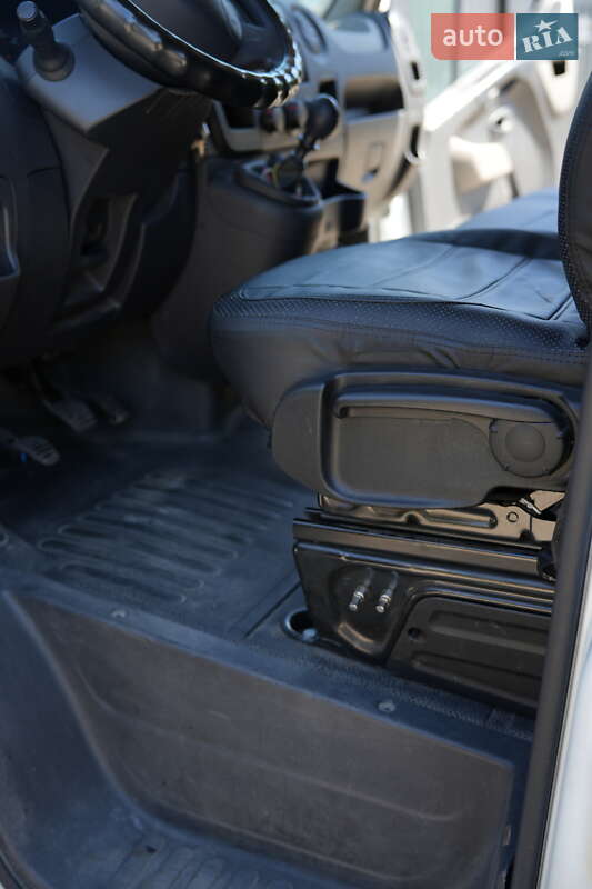 Микроавтобус грузовой (до 3,5т) Renault Master 2014 в Одессе фото 22 Микроавтобус грузовой (до 3,5т) Renault Master 2014 в Одессе