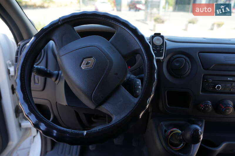 Микроавтобус грузовой (до 3,5т) Renault Master 2014 в Одессе фото 26 Микроавтобус грузовой (до 3,5т) Renault Master 2014 в Одессе