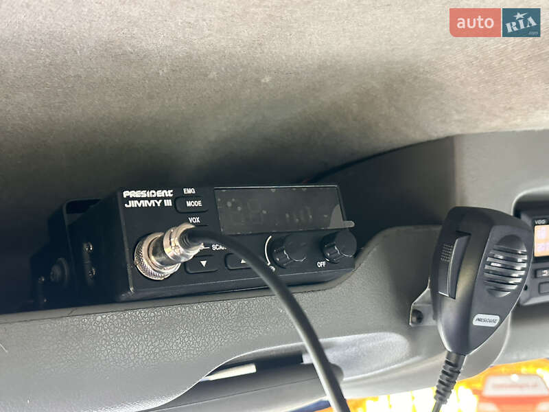 Эвакуатор Renault Master 2015 в Львове