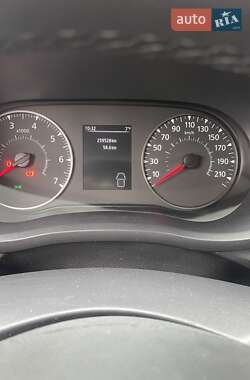 Тентованый Renault Master 2022 в 