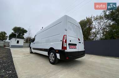 Грузовой фургон Renault Master 2022 в 