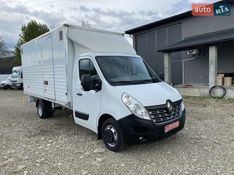 Грузовой фургон Renault Master 2018 в 